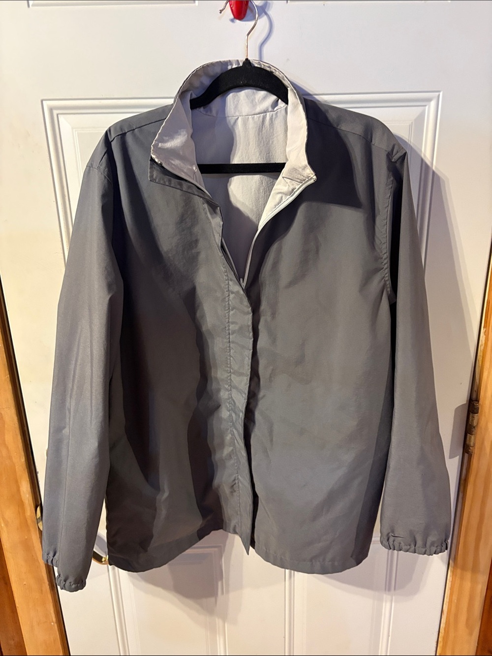 Nike Light Jacket with Zipper & Pockets in Grey Size X Large